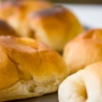 calories in rolls and buns